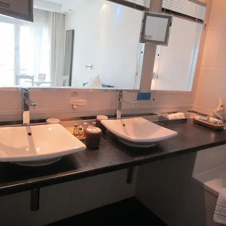 Azur Bord De Mer Λα Γκραντ-Μοτ