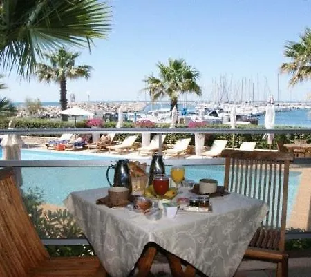 Azur Bord De Mer 4* 拉格朗德默特